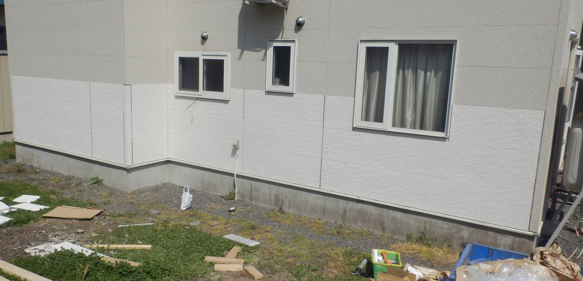 鎌田トーヨー住器の【弘前市】去年の大雪で外壁が破損😰外壁張り替えました！の施工後の写真1