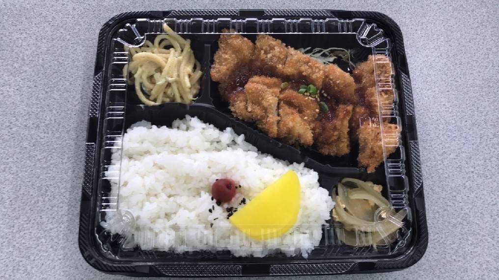 ４回目のチキンカツ弁当 アリックスのブログ 写真1