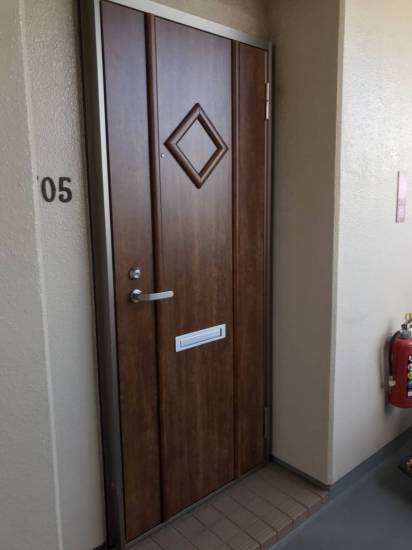 アリックスのマンションのドア交換施工事例写真1