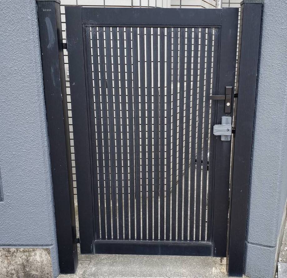アリックスの門扉取替錠の施工後の写真1
