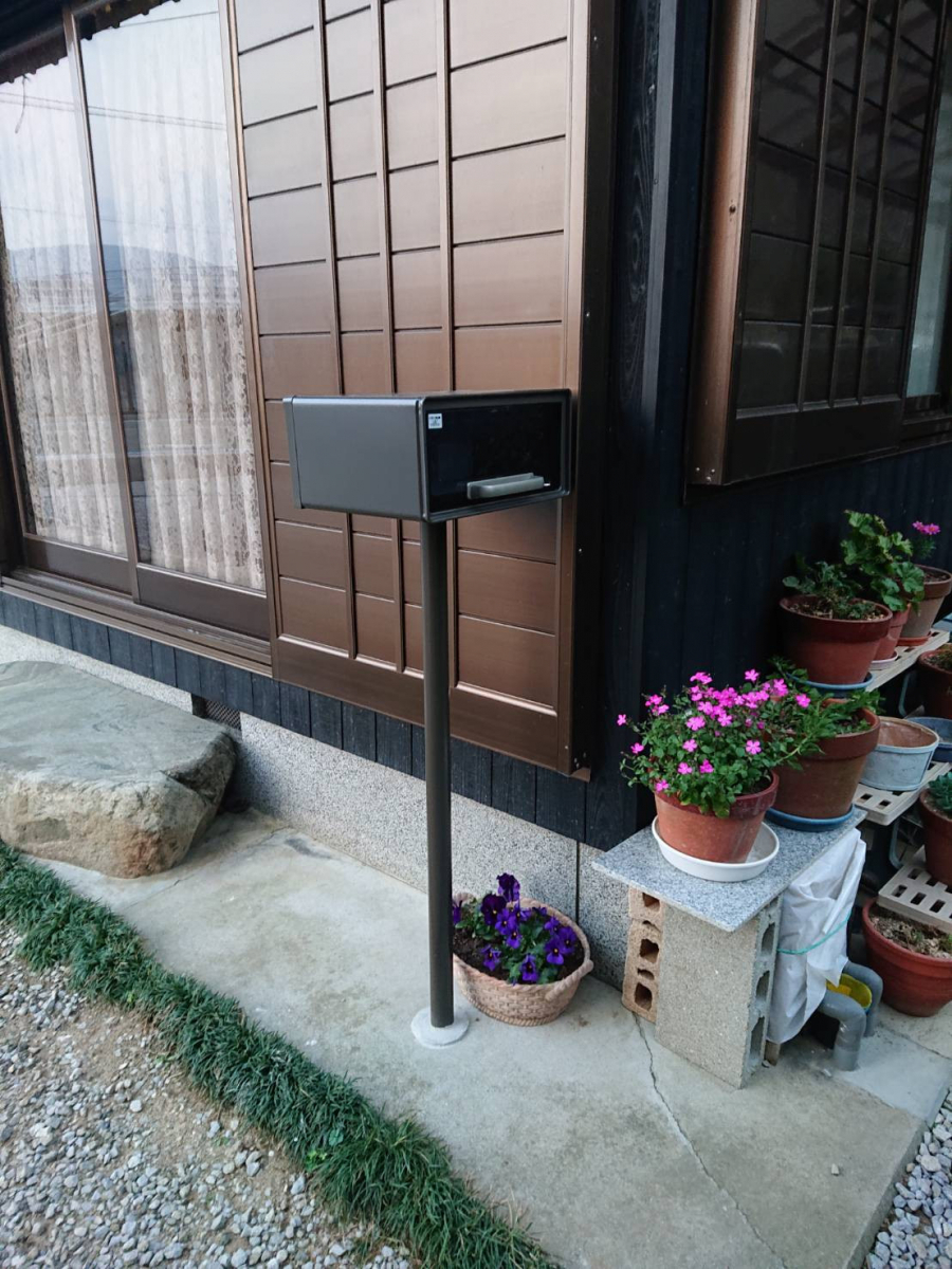 アリックスの郵便ポスト設置の施工後の写真1