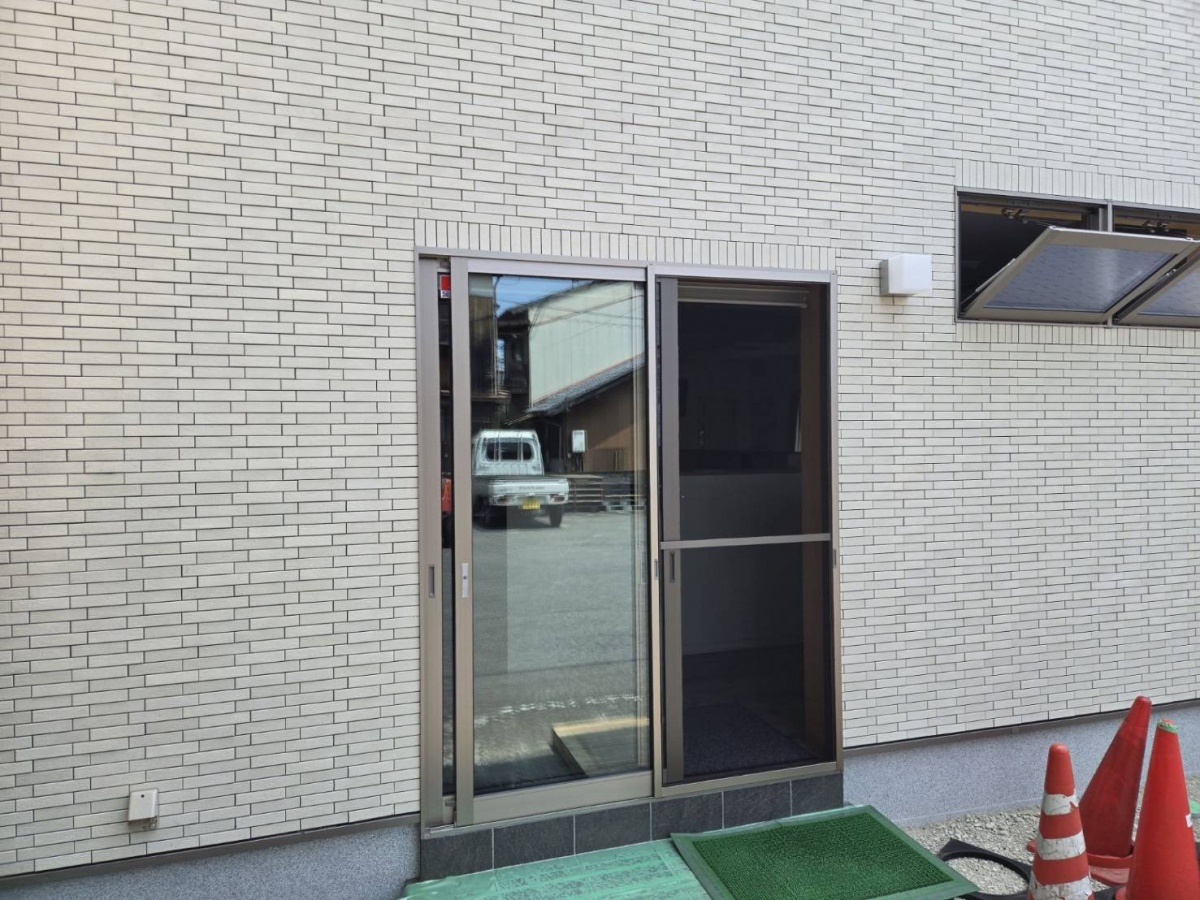 アリックスの事務所にテラスＶＳを設置の施工前の写真1