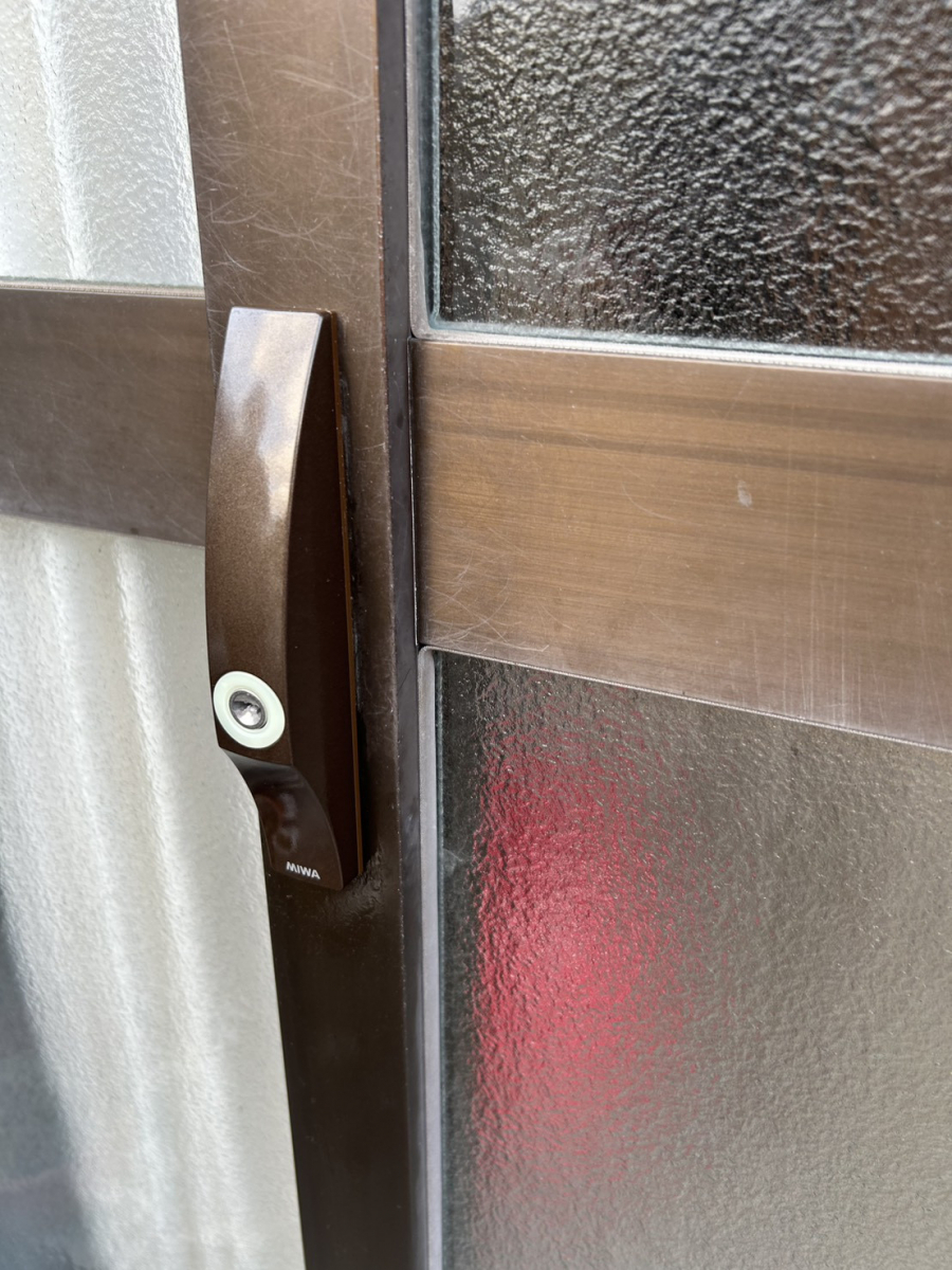 アリックスの古い引戸でも大丈夫！短時間で終わる玄関の錠交換で防犯アップの施工後の写真1