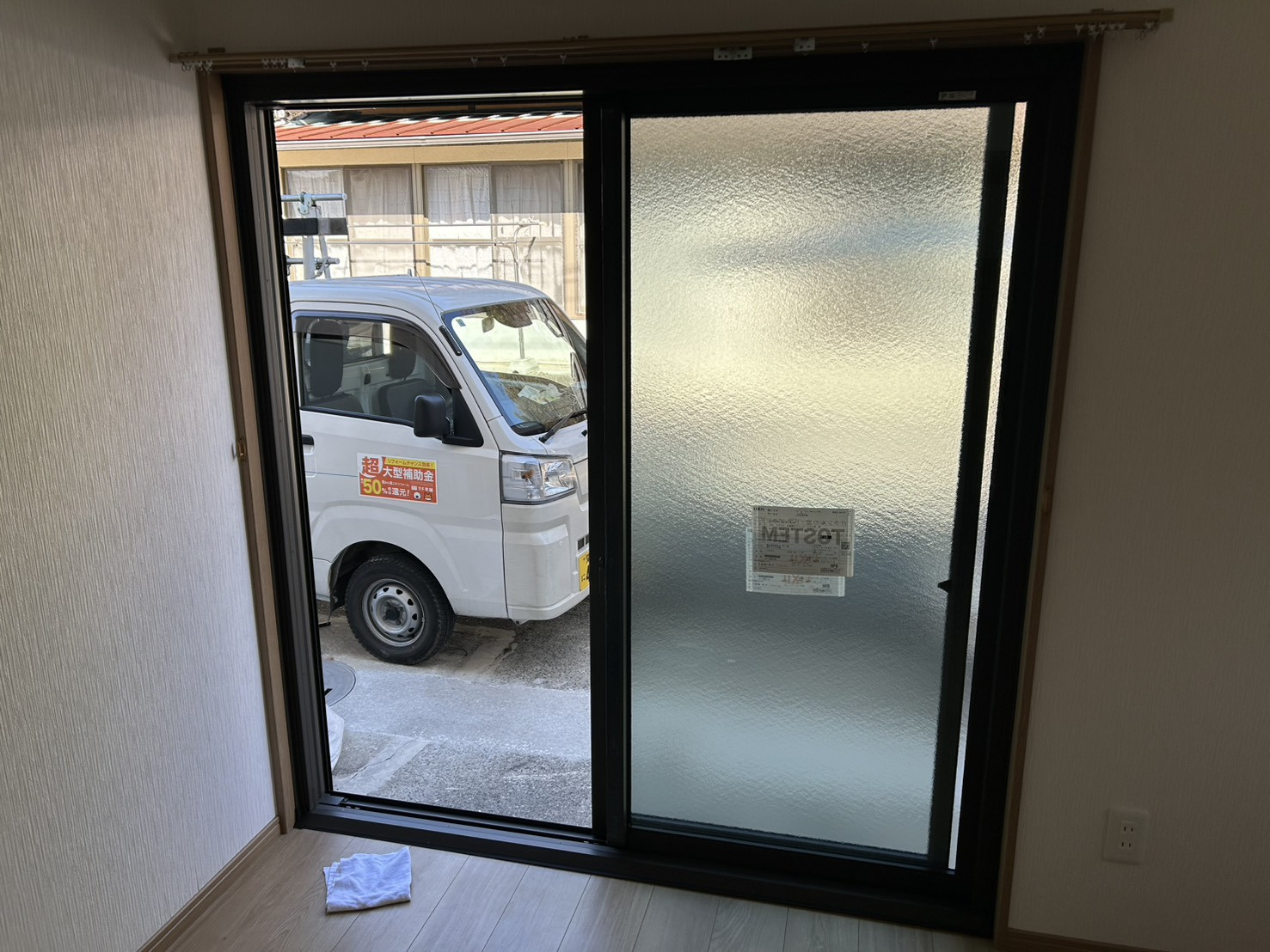 アリックスの西予市現場　単板ガラスからの劇的チェンジ！リプラスで叶える快適な住まいへの交換事例の施工後の写真2