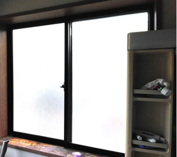 鳴和トーヨー住器の『内窓』先進的窓リノベ2024を利用してお得に窓リフォーム！⑤の施工前の写真1