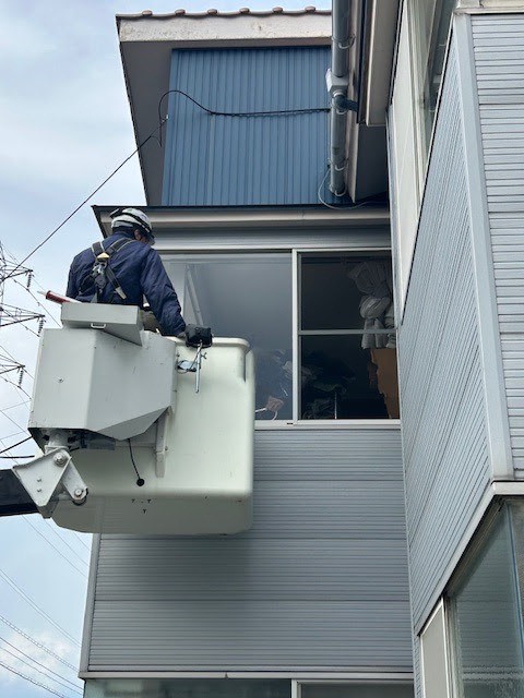 鳴和トーヨー住器のガラス割れ替え工事の施工後の写真3