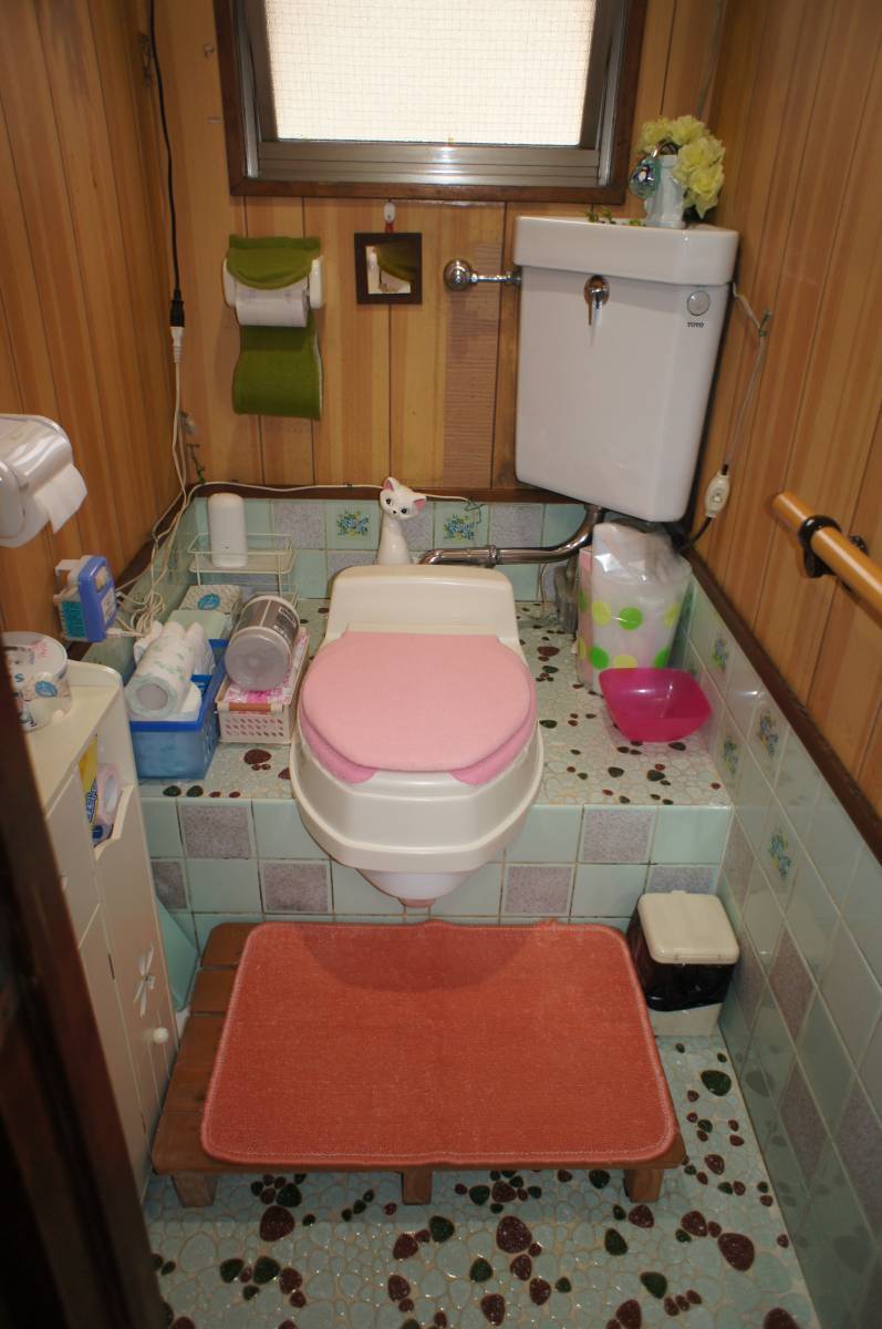 茂木トーヨー住器　茂木のトイレ新しく交換しました。の施工前の写真1