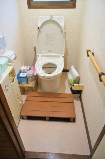 茂木トーヨー住器　茂木のトイレ新しく交換しました。施工事例写真1