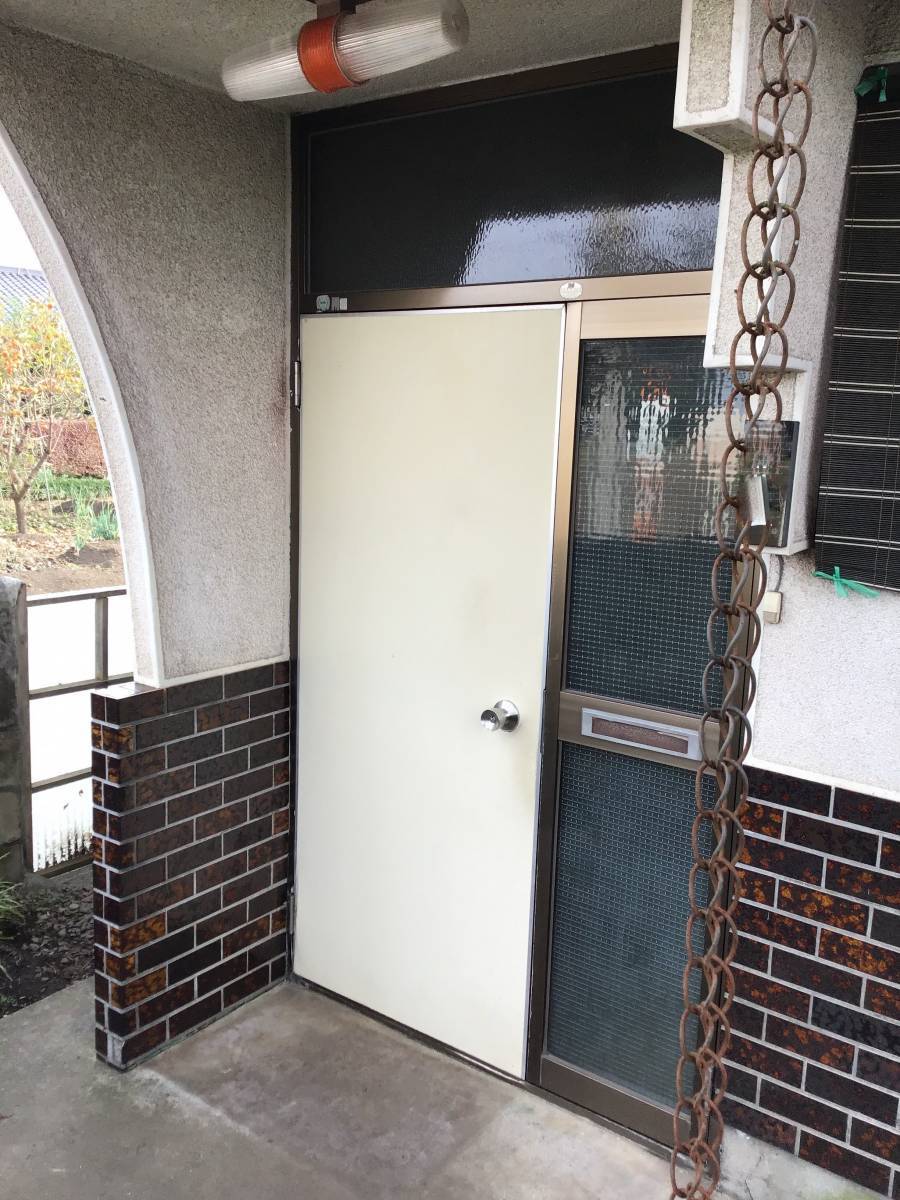 茂木トーヨー住器　茂木の玄関ドア断熱仕様になりました。の施工前の写真1