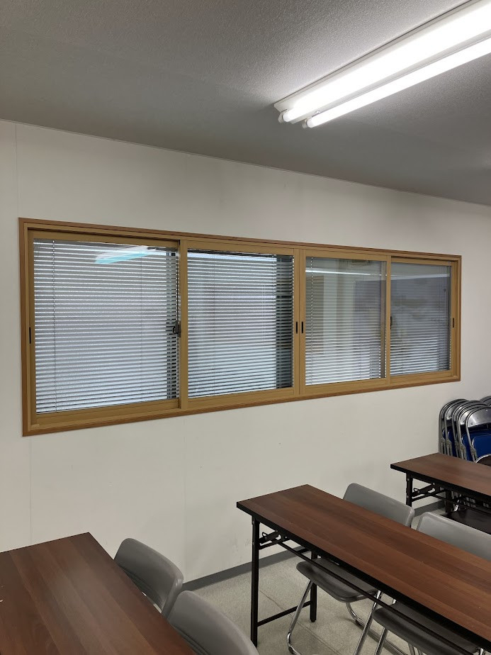 山商トーヨー住器の4枚建のインプラス取付の施工後の写真1