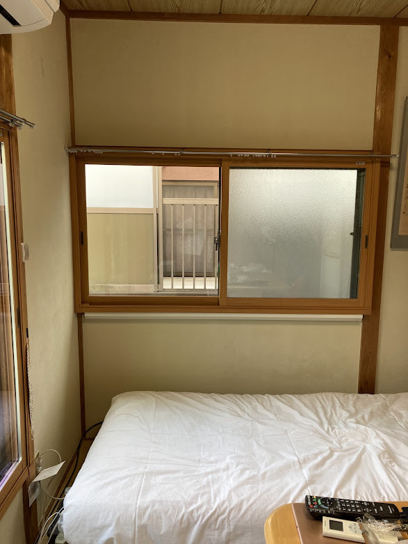 山商トーヨー住器の【寝室の断熱&防音対策】LIXILインプラスで冬も夏も快適にの施工後の写真1