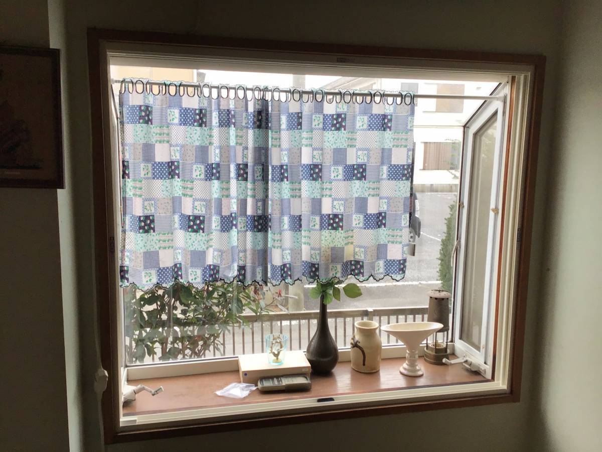 茂木トーヨー住器　宇都宮の寒いガラスを暖かく。群馬県館林市の施工前の写真1