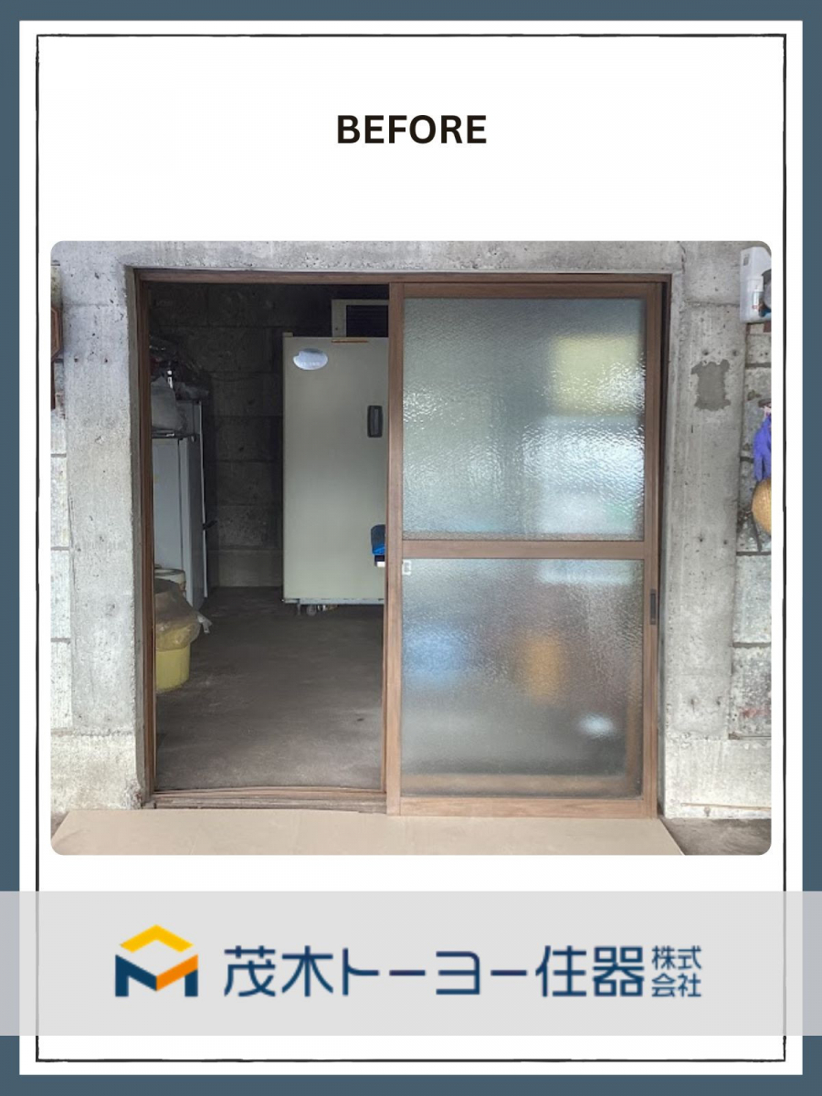 茂木トーヨー住器　宇都宮の開閉不良になった内窓交換の工事事例の施工前の写真1