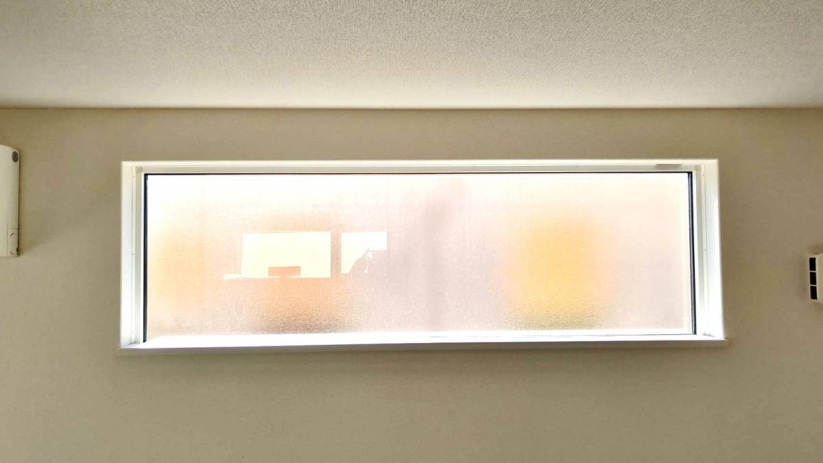 サントーヨー住器の内窓設置でお家の中の音を外へ漏らさない♪♫の施工前の写真1