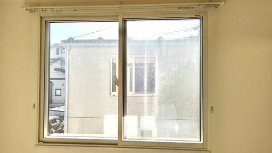 サントーヨー住器の内窓設置でお家の中の音を外へ漏らさない♪♫施工事例写真1