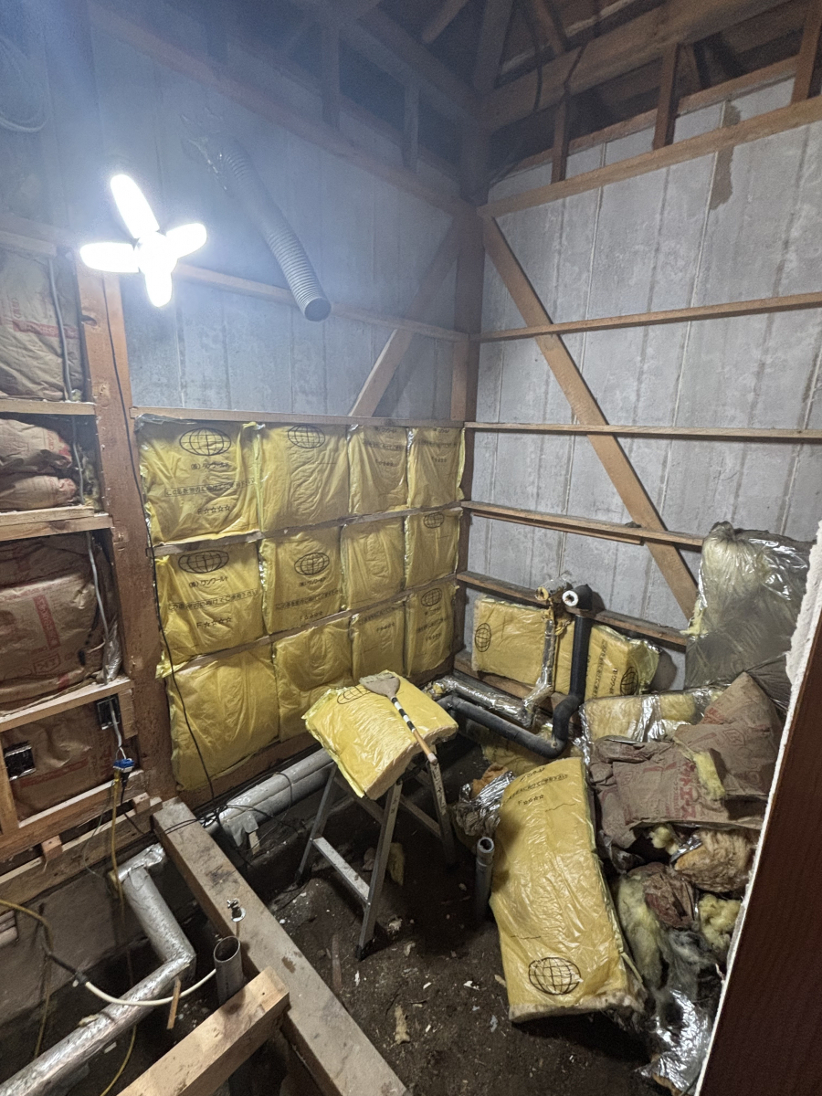 サントーヨー住器の【八戸市】快適で暖かい浴室空間へリフォームの施工前の写真2