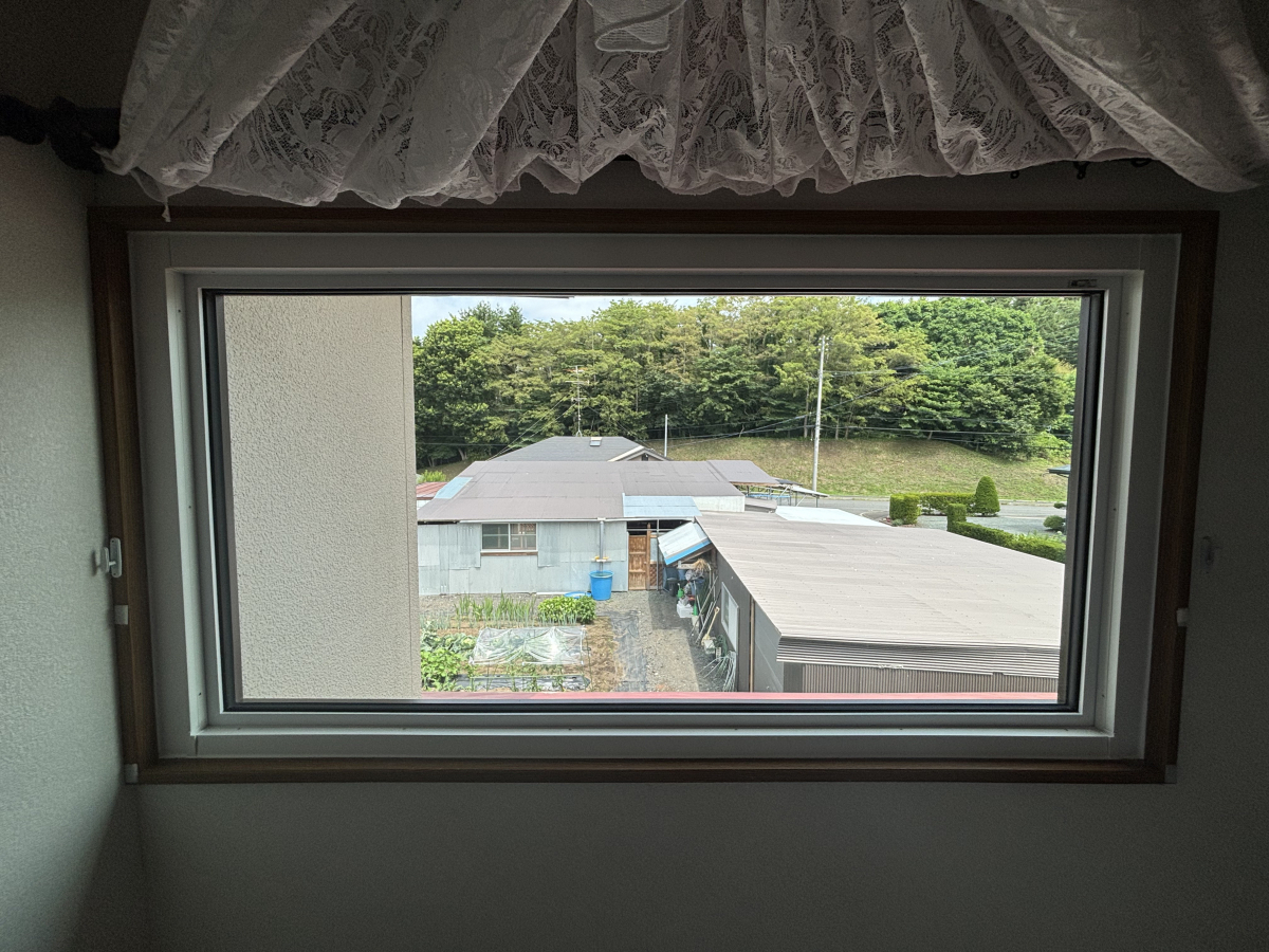 サントーヨー住器の【八戸市】虫の侵入をシャットアウト！引違い窓をはめ殺し窓へ交換！の施工後の写真3