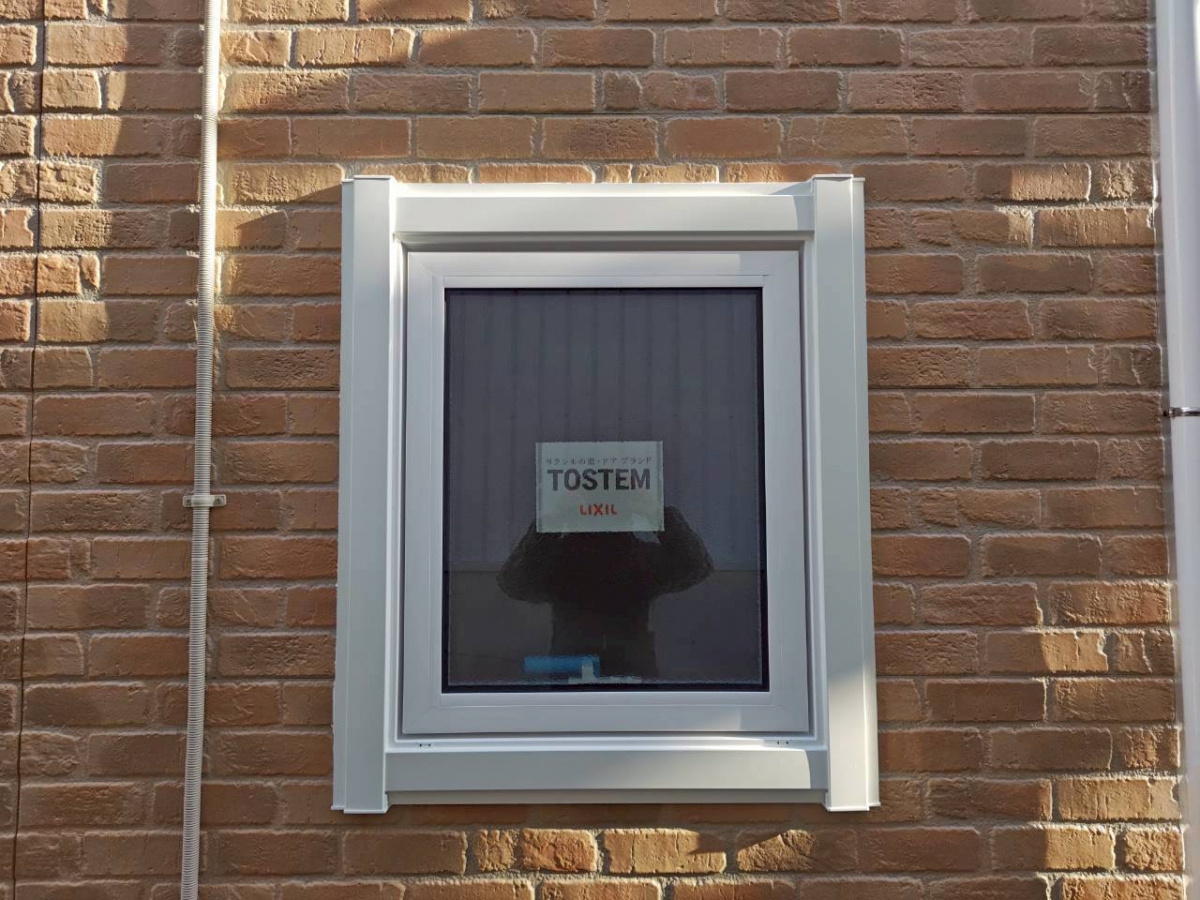 サントーヨー住器の【八戸市】浴室の寒さ対策に最適！横滑り窓をトリプルガラスへ交換！補助金も活用◎の施工後の写真1