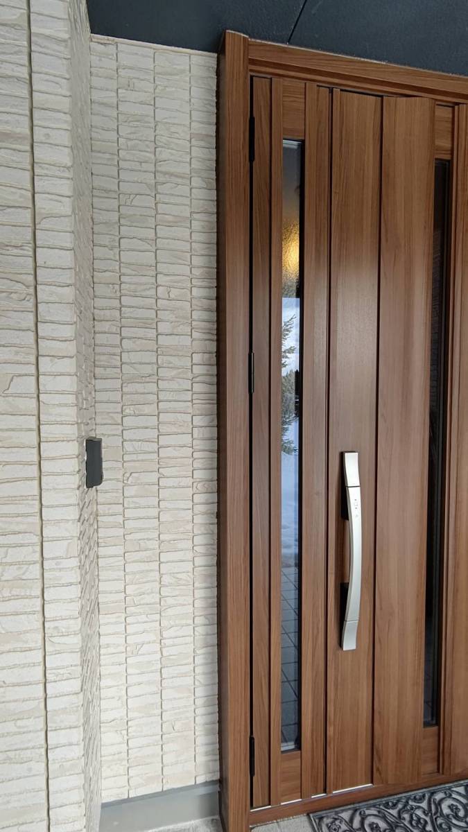 サントーヨー住器の【おいらせ町】玄関をオシャレにしつつ快適にしたい✨の施工後の写真2