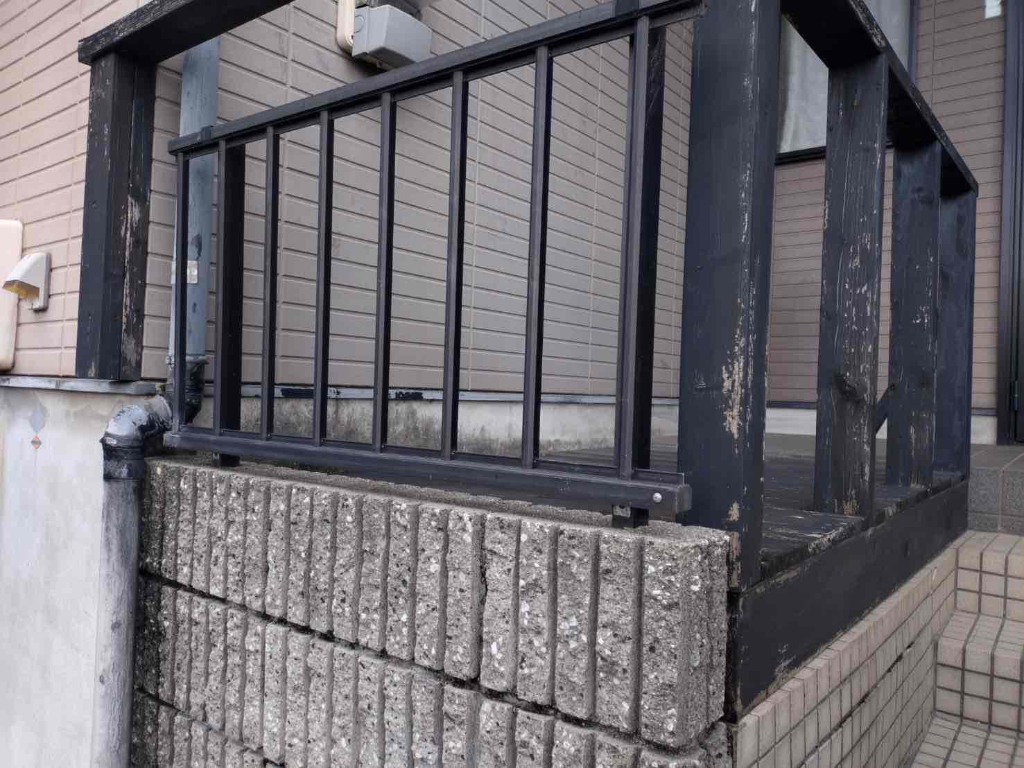 共栄アルミトーヨー住器のLIXIL　フェンスAB　TR2型　取付工事の施工前の写真1