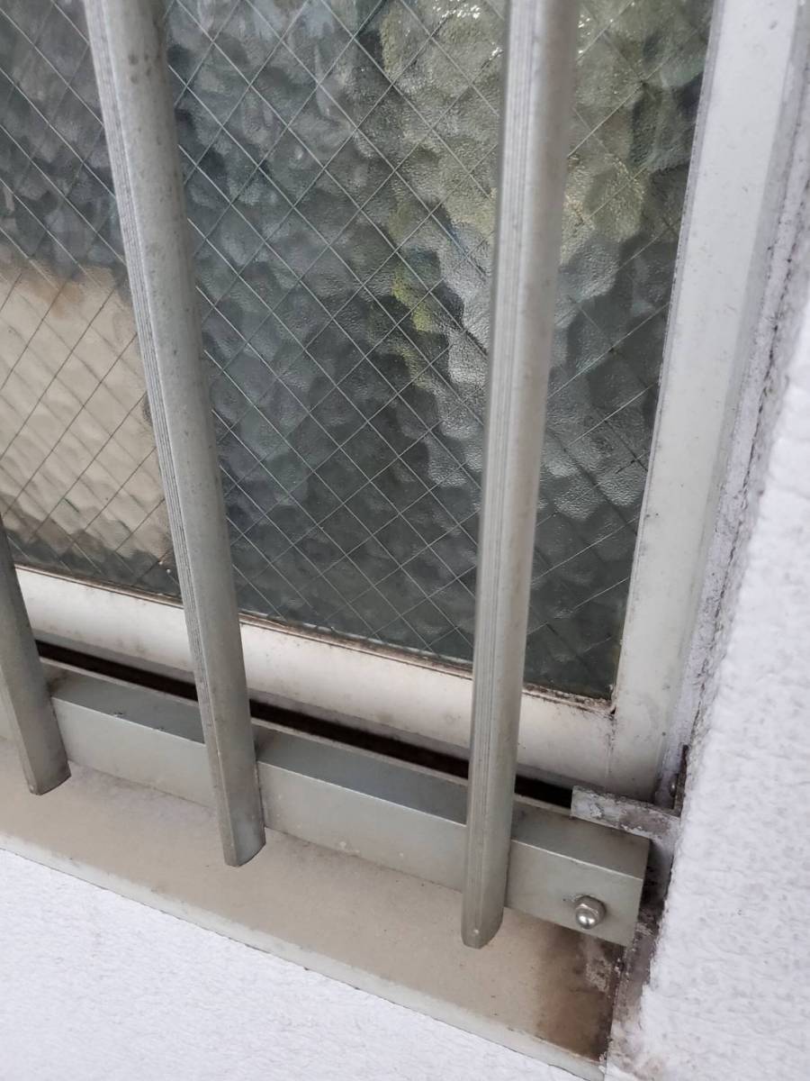 広海クラシオ 千葉支店の窓リフォーム（面格子）の施工前の写真2