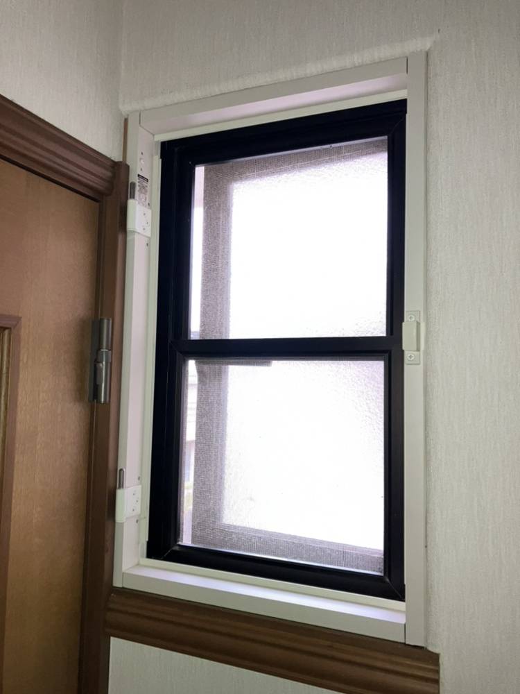 広海クラシオ 千葉支店の内窓設置してみませんか？：内窓（インプラス工事）の施工前の写真2