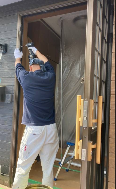 広海クラシオ 千葉支店の玄関ドア取り換え施工例の施工前の写真2