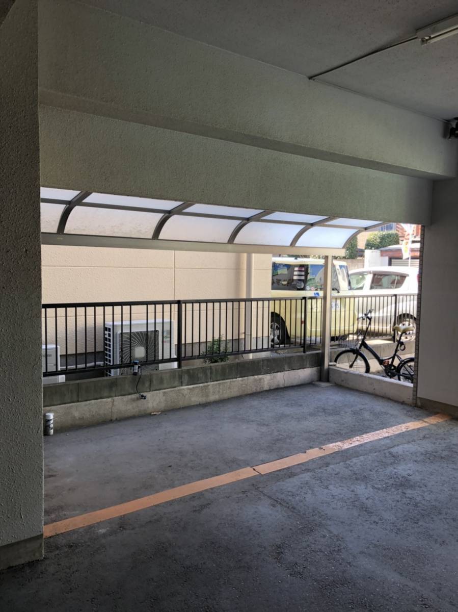 広海クラシオ 千葉支店の自転車置き場の施工前の写真1