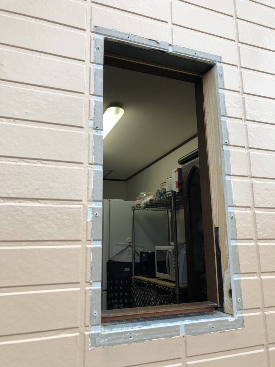 広海クラシオ 千葉支店の窓リフォーム （既存窓交換）の施工前の写真2