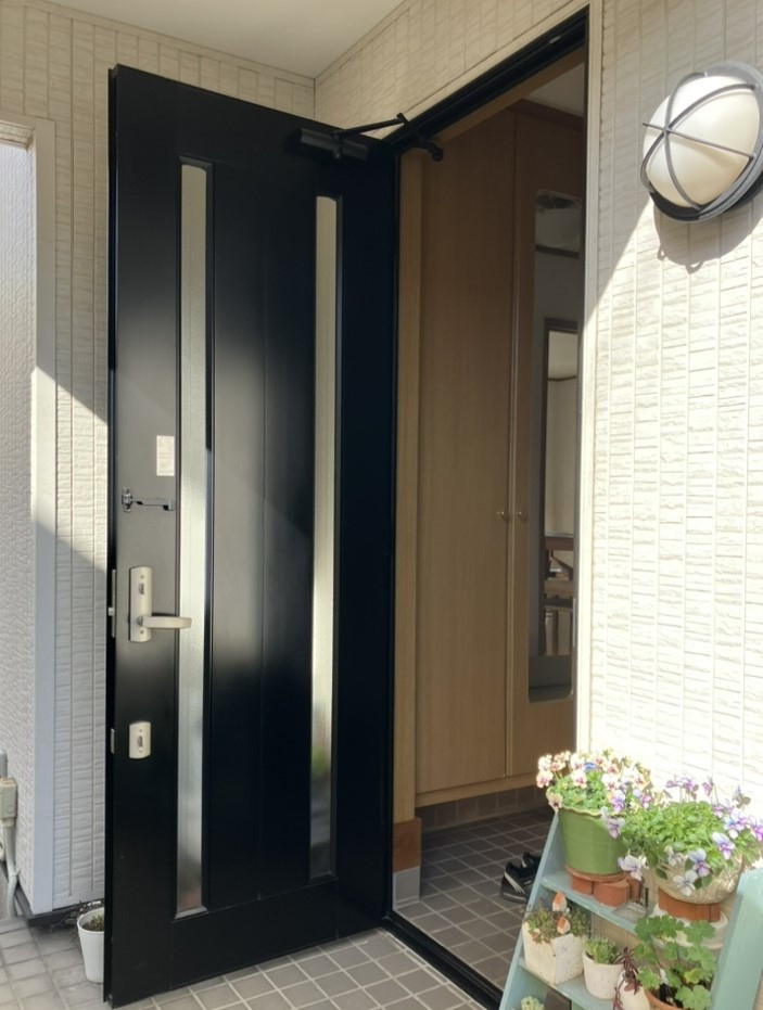 広海クラシオ 千葉支店の採風ドアにリフォーム☆彡の施工前の写真2