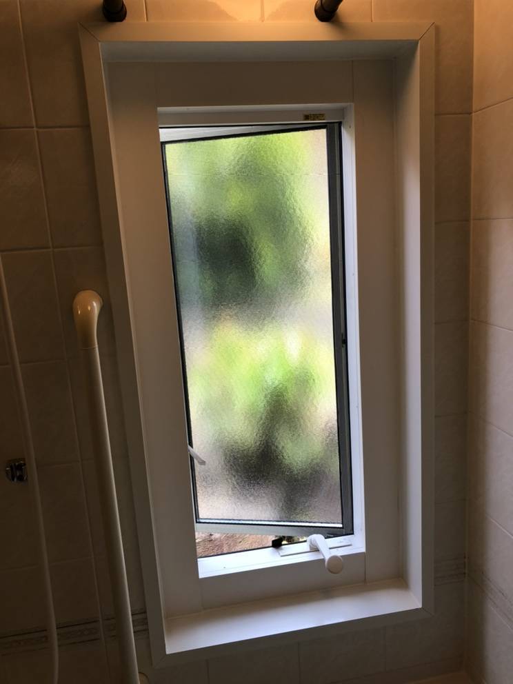 広海クラシオ 千葉支店の浴室マドリフォーム（リプラス）の施工後の写真2
