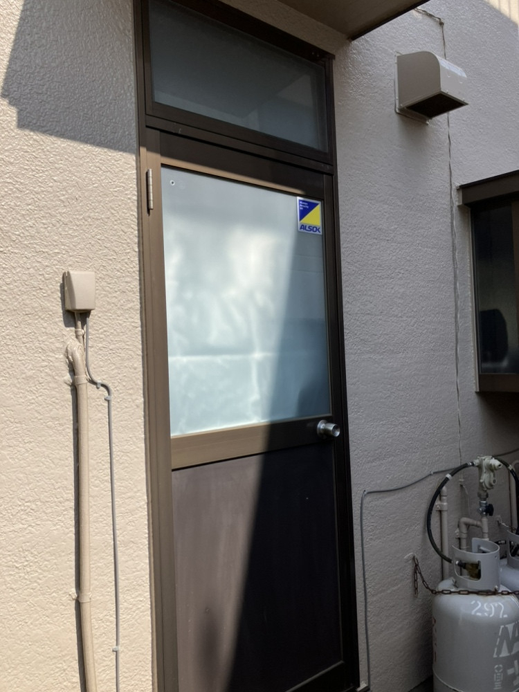 広海クラシオ 千葉支店の西日にうんざり 簡単取付で日差しをカットの施工前の写真1