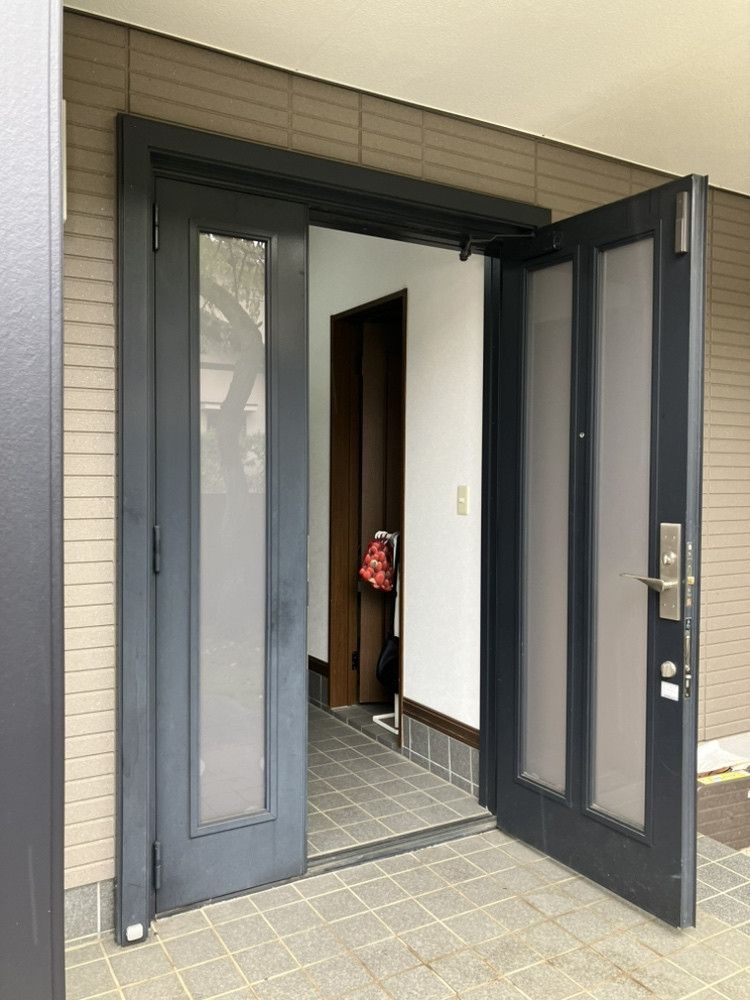 広海クラシオ 千葉支店のリシェント玄関ドア　特集２の施工前の写真2
