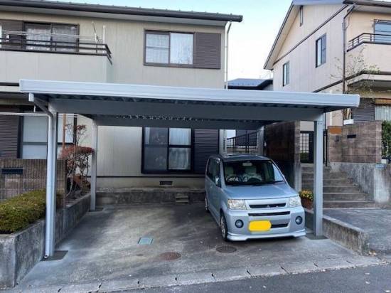 大角屋トーヨー住器の雪・風に強い！！！　折板屋根『カーポートSW』　🚙🚙施工事例写真1