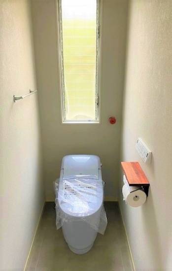 ダイカクヤ 仙台のお掃除ラクラクのトイレに交換したい！！！　トイレ交換工事施工事例写真1