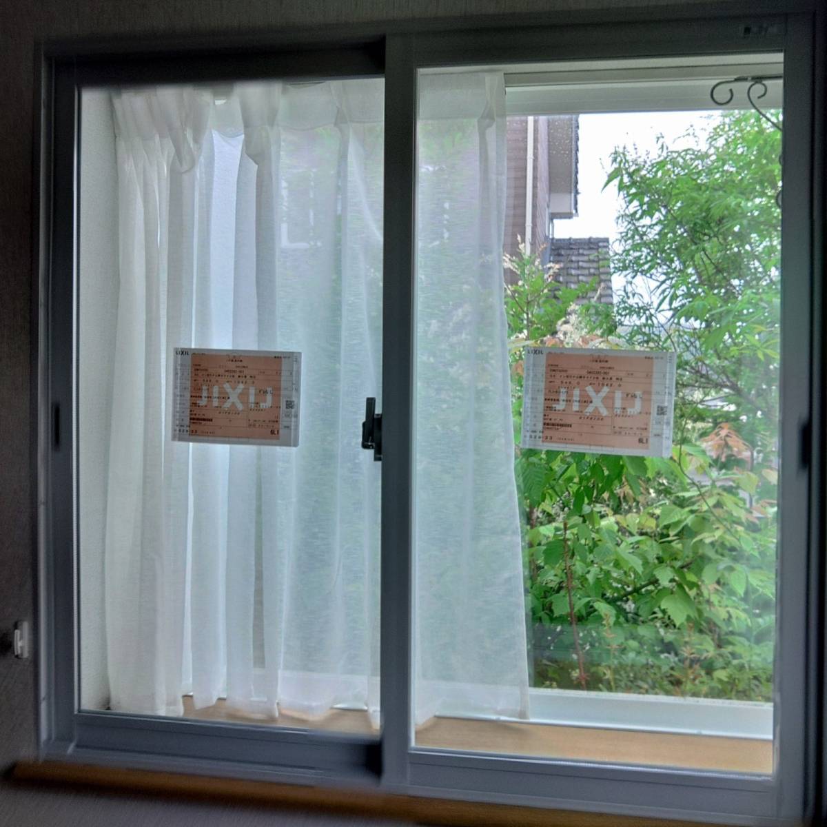 ダイカクヤ 仙台のリビングの開口の広いコーナー窓に内窓インプラスを取付たい！！！の施工後の写真2