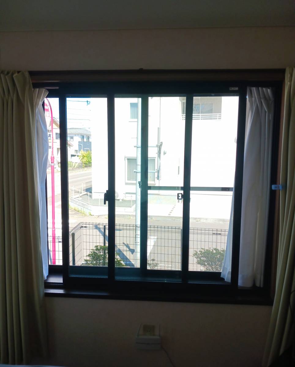 ダイカクヤ 仙台の先進的窓リノベ補助金ご利用　内窓インプラス工事　の施工後の写真1