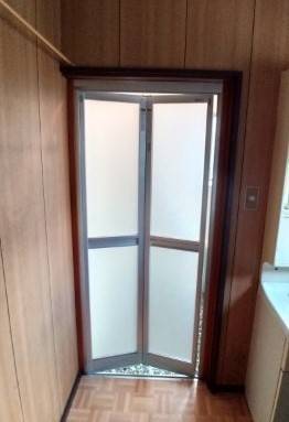 ダイカクヤ 仙台の【浴室ドア交換】故障した浴室ドアを新しくしたい！！の施工後の写真1