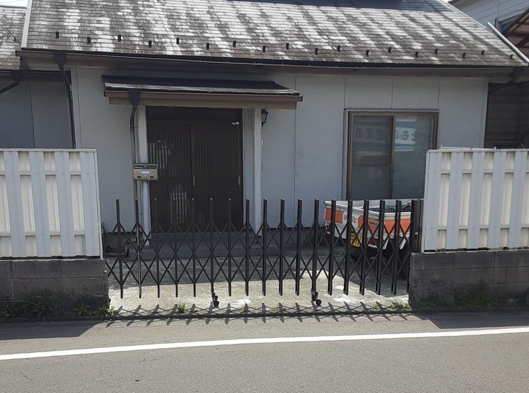 ダイカクヤ 仙台の【伸縮門扉】壊れた門扉を交換したい!!! 仙台市の施工後の写真2