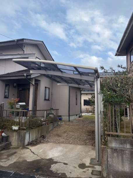 ダイカクヤ 仙台のスチール製の錆びてしまったカーポート解体撤去⇒アルミ製カーポート設置　仙台市の施工後の写真3
