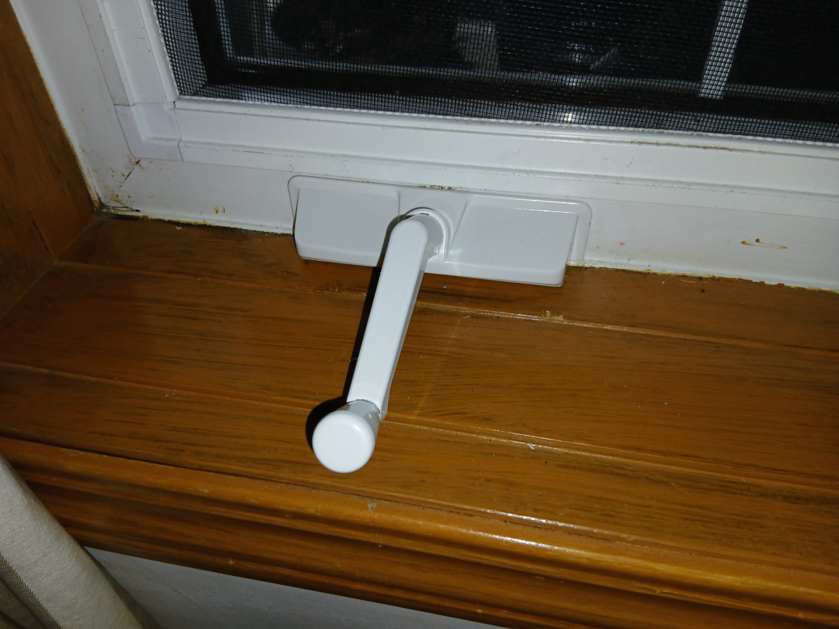 ダイカクヤ 仙台の輸入住宅　開閉できない窓　仙台市の施工後の写真1