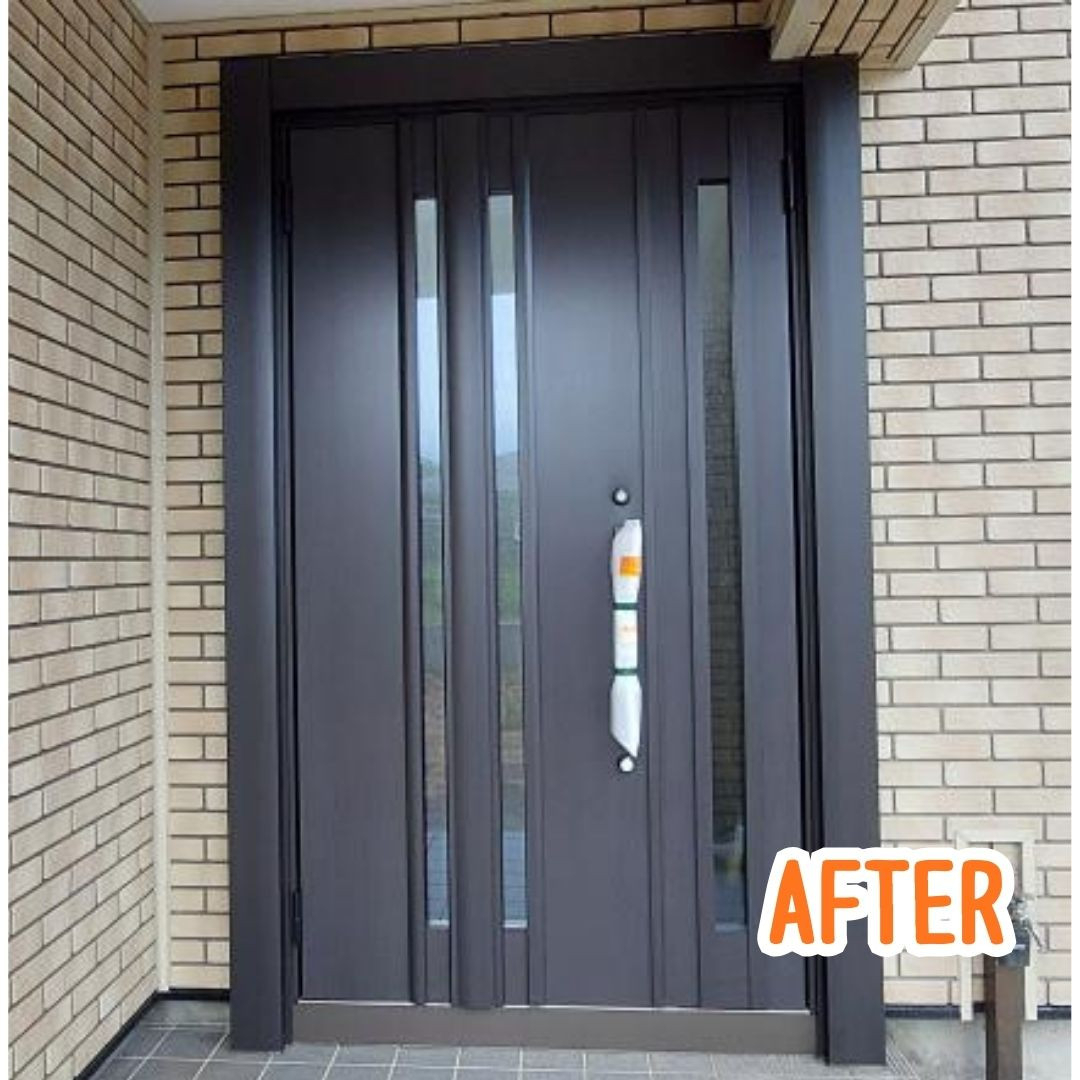 ヒロトーヨー住器の【むつ市】印象がアップする玄関ドアリフォームの施工後の写真1