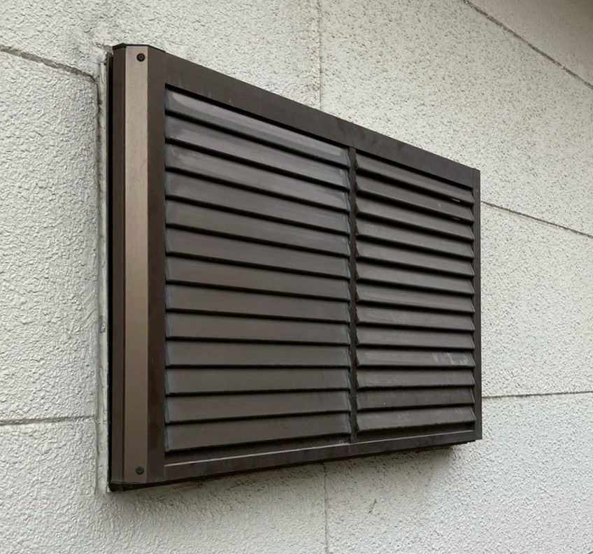 おさだガラスの快適性とプライバシーを両立した窓リフォームの施工前の写真1