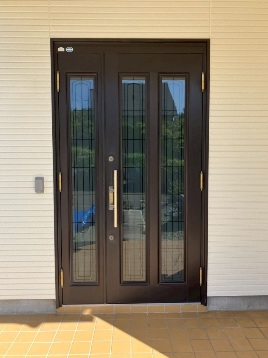 おさだガラスの冬の冷えと結露対策にも効果的な断熱リフォームの施工前の写真1