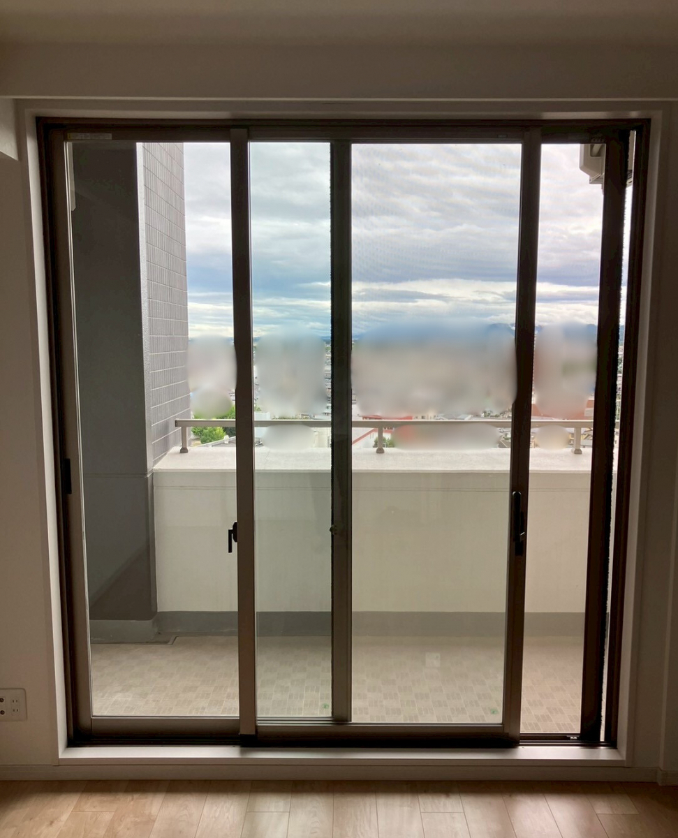 おさだガラスのマンションでも快適に！内窓取付で断熱・防音・結露対策を実現の施工前の写真1