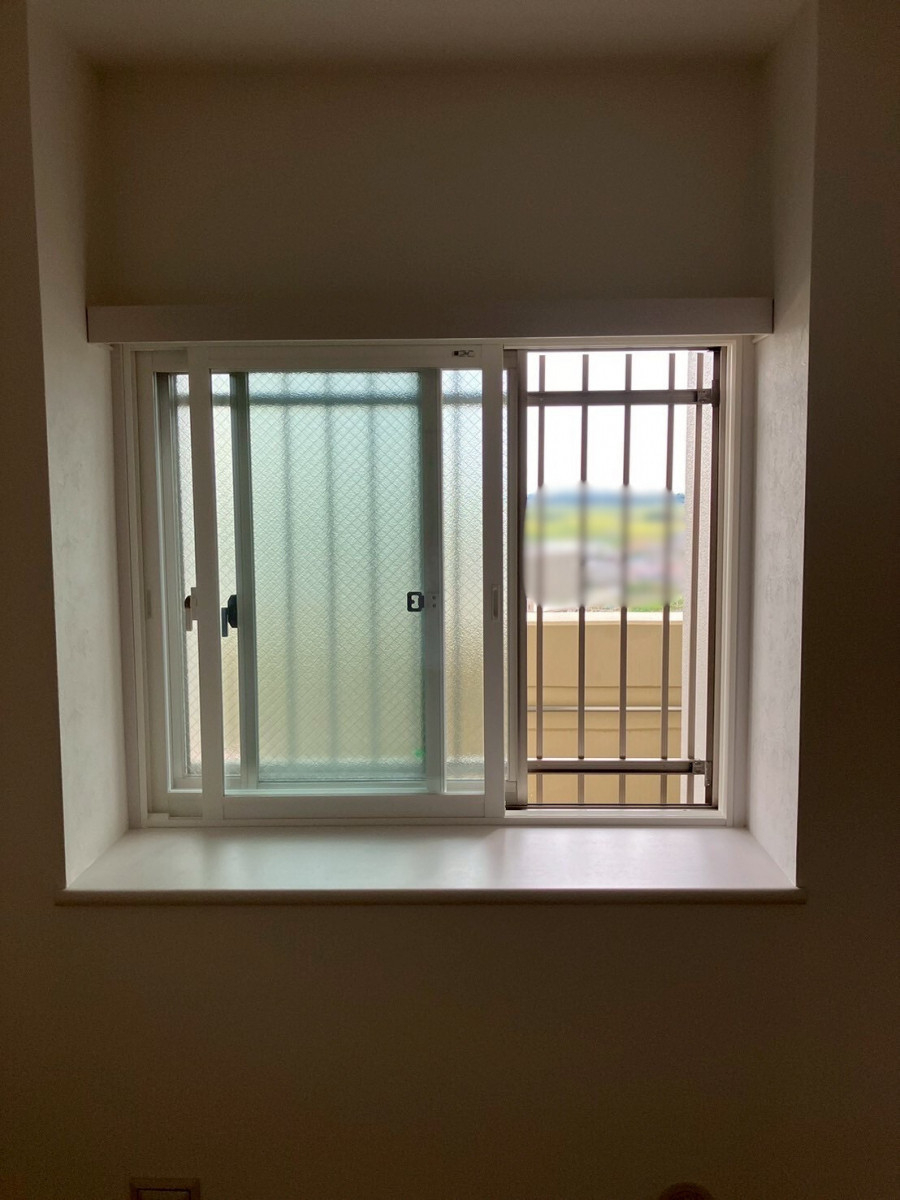 おさだガラスのマンションの小窓にも効果的！内窓インプラスで快適性アップの施工後の写真1