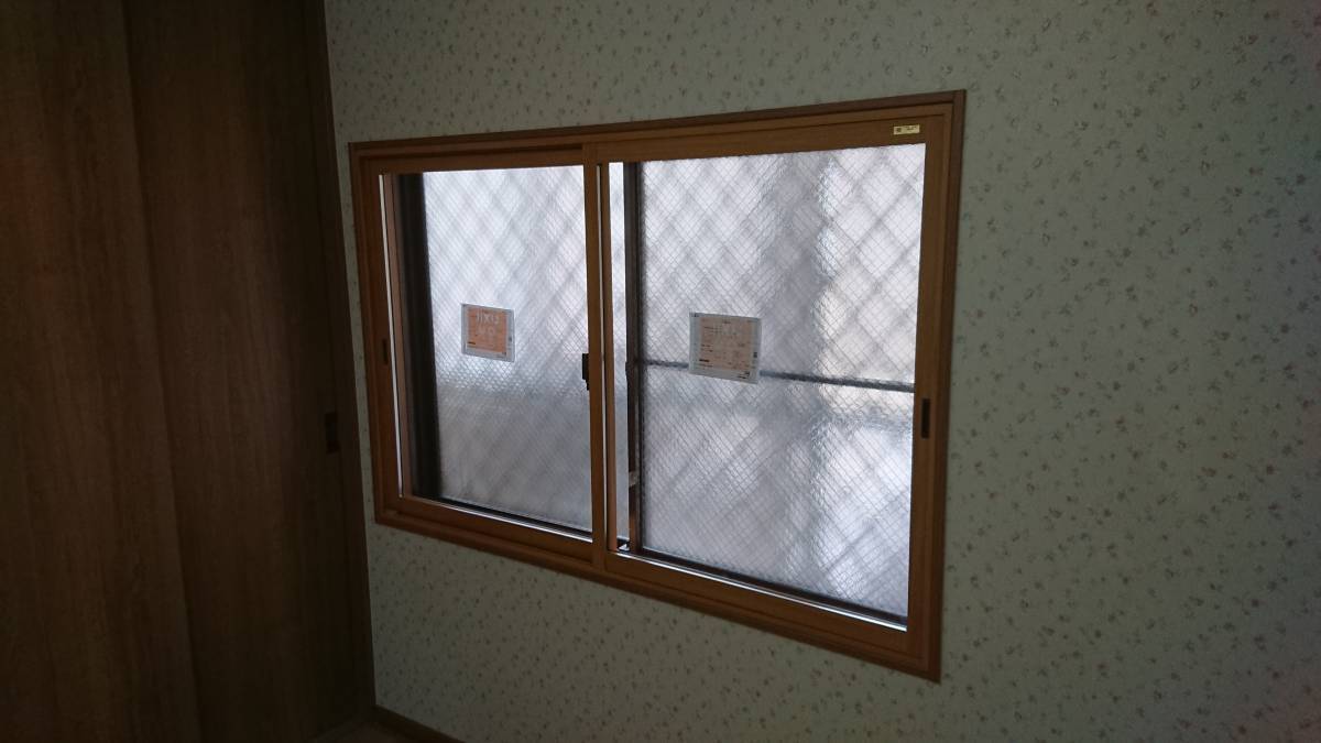 大東トーヨー住器の寒さ対策で内窓取付　インプラス　大阪市の施工後の写真1