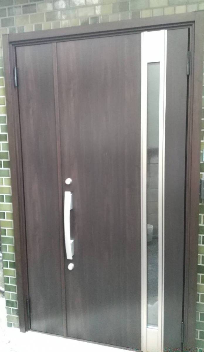 大東トーヨー住器の玄関ドアを新しくしました。の施工後の写真1