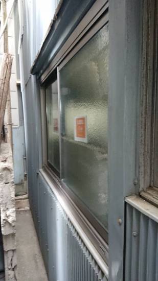 大東トーヨー住器の窓を断熱性が高い複層ガラスのサッシに取替　リプラス　大阪市施工事例写真1