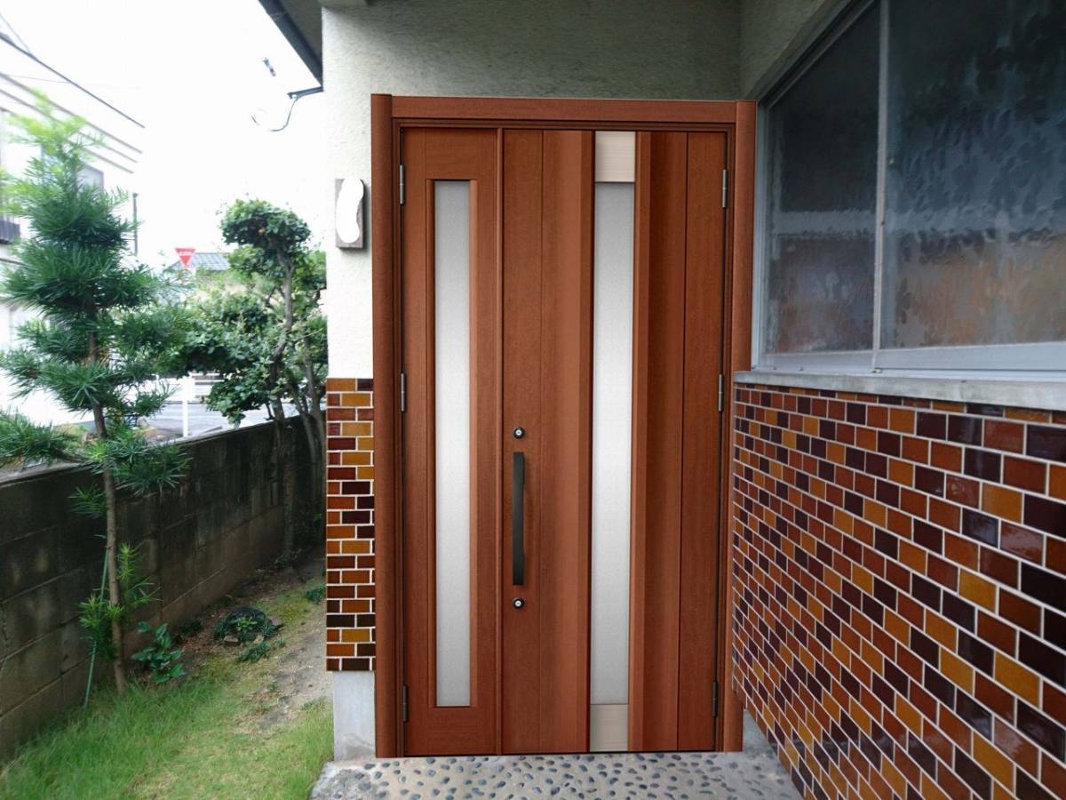 コーズトーヨー住器の合成写真もお作り致します！笠岡市 玄関ドア交換 リシェントの施工後の写真1